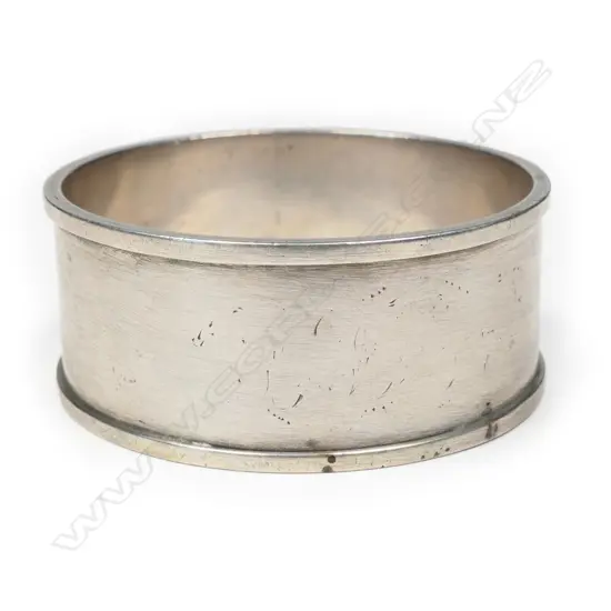 John Chisholm (Wellington) silver napkin ring,